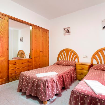 Apartamentos Zodiac San Antonio  Kültér fotó