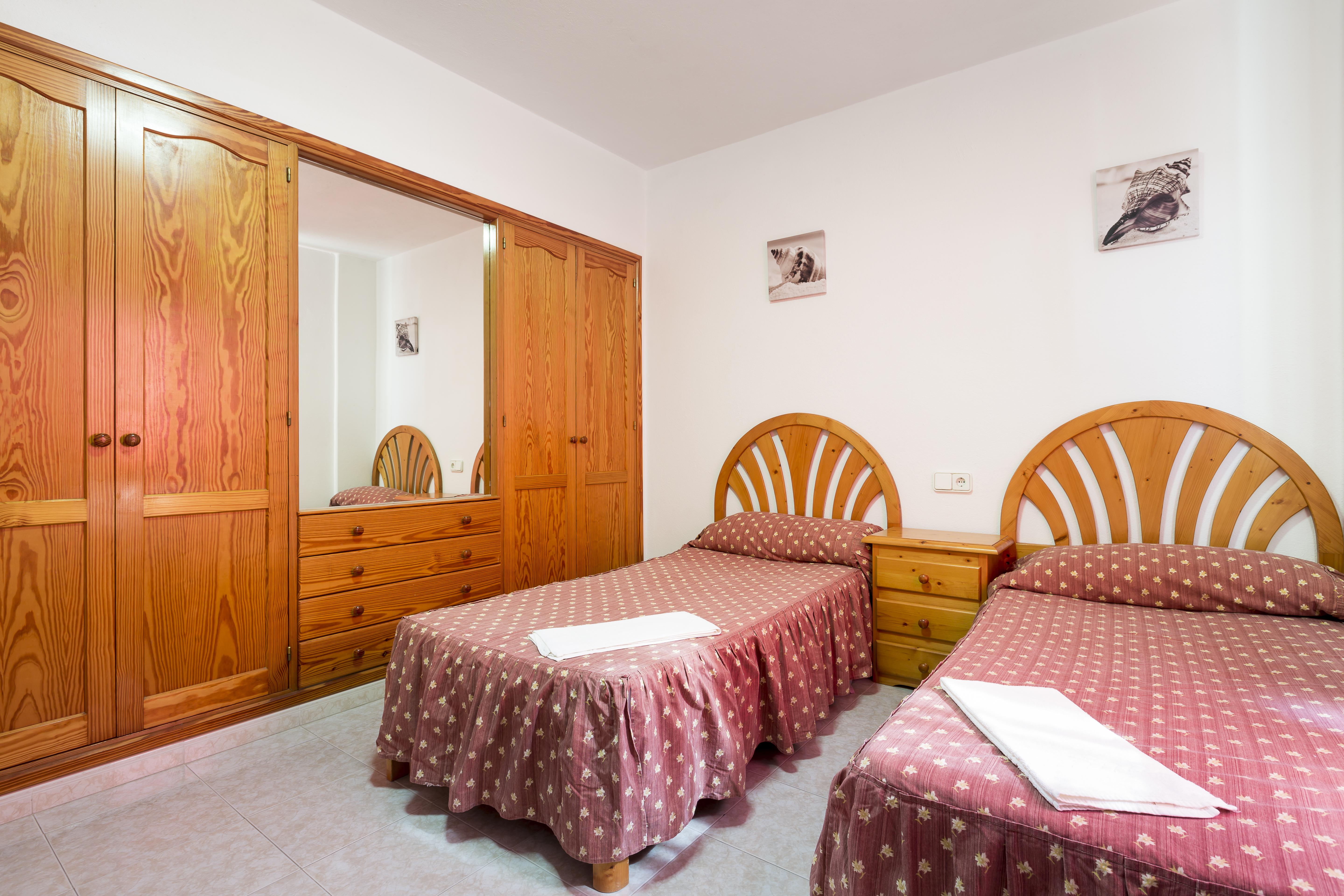 Apartamentos Zodiac San Antonio  Kültér fotó