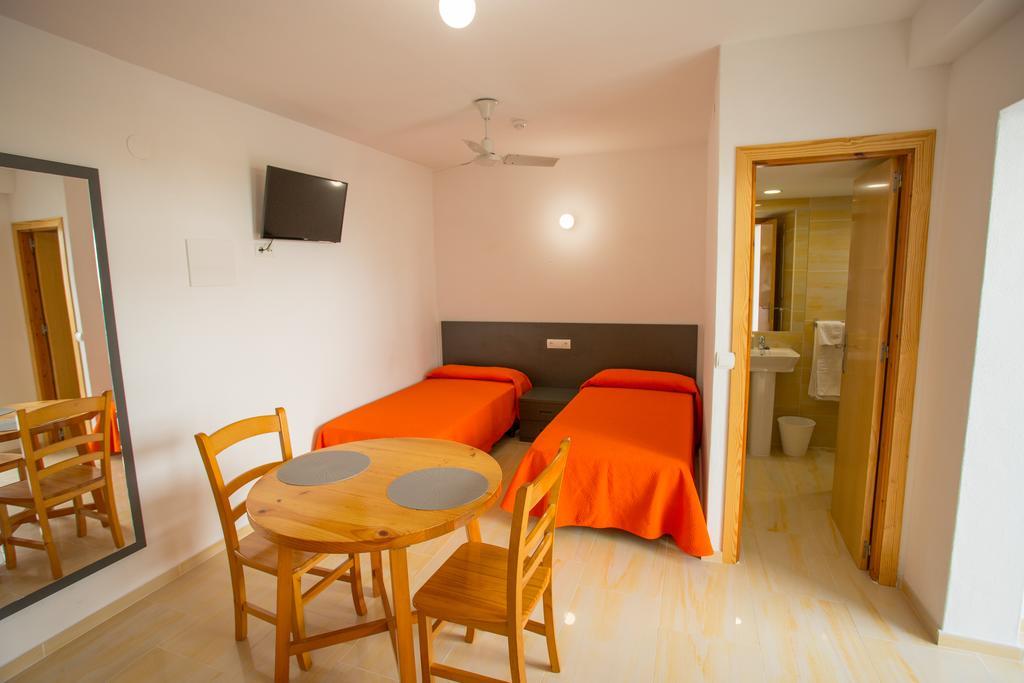 Apartamentos Zodiac San Antonio  Kültér fotó