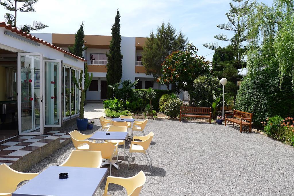 Apartamentos Zodiac San Antonio  Kültér fotó