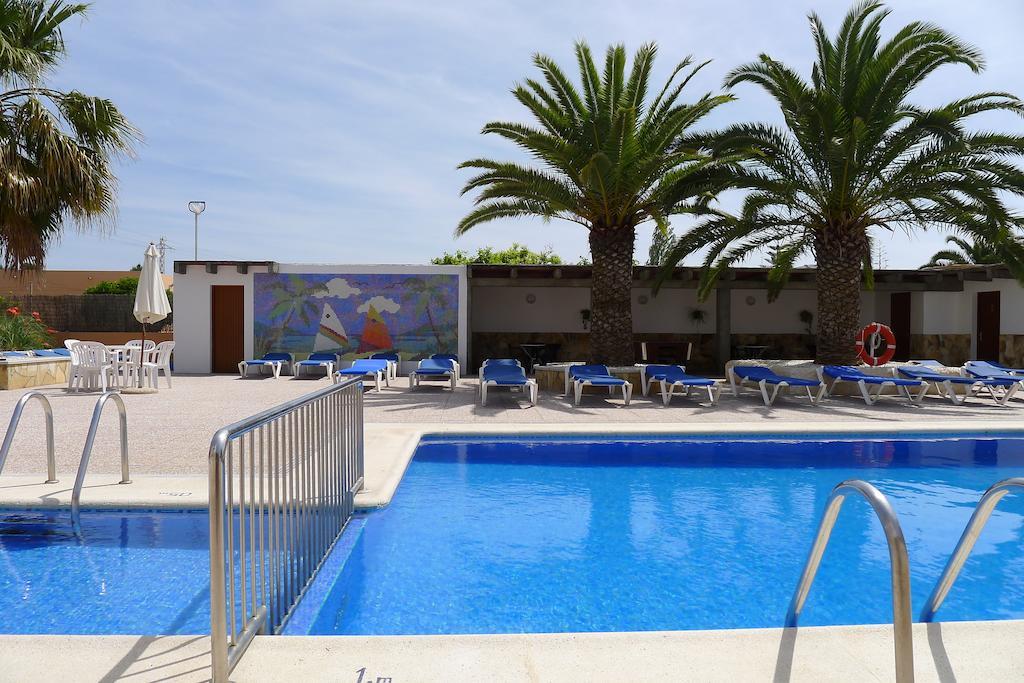 Apartamentos Zodiac San Antonio  Kültér fotó